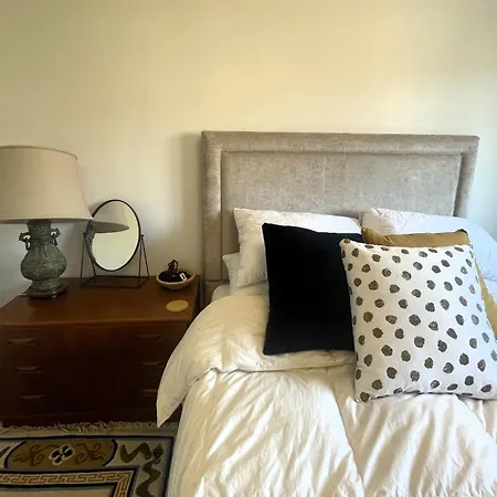 Holiday home Comfortable Escape In Vibrant Easton Bristol