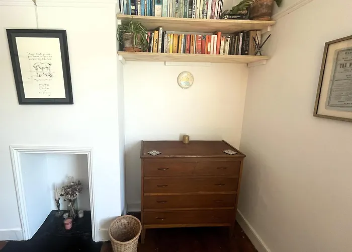 Vakantiehuis Comfortable Escape In Vibrant Easton *