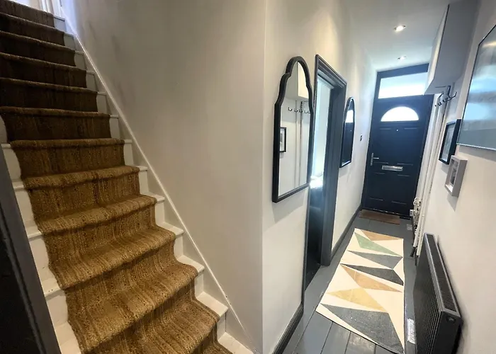 Comfortable Escape In Vibrant Easton Vakantiehuis