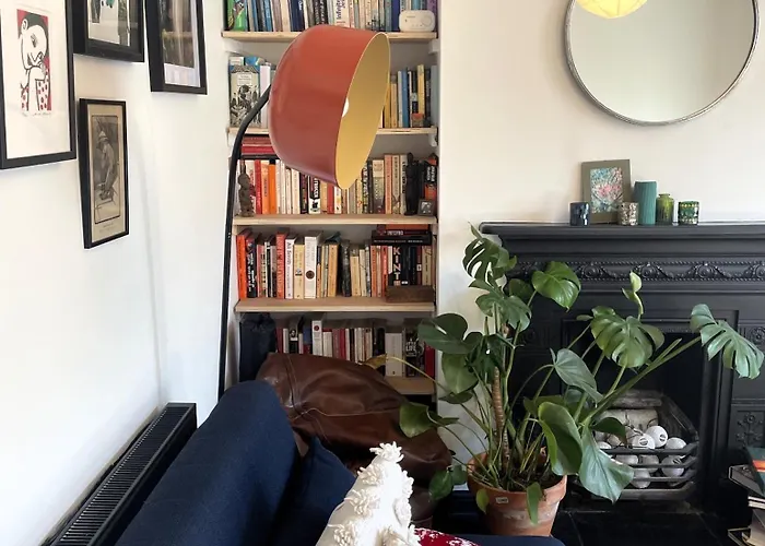 Vakantiehuis Comfortable Escape In Vibrant Easton